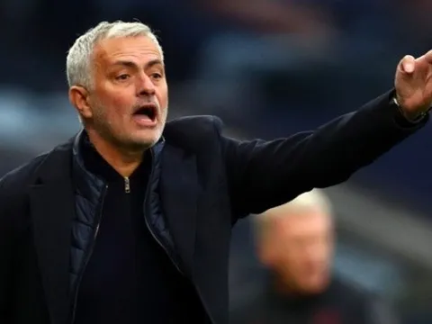"Quái thú" thức giấc, Mourinho sở hữu quân bài mạnh khiến NHA phát sốt