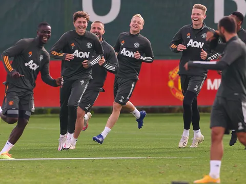 "Quái thú" và nhân tố mới xuất hiện trên sân tập, chờ Man Utd thay đổi diện mạo