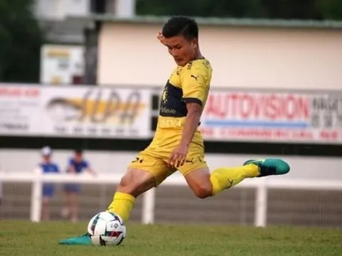 "Quang Hải thật dũng cảm khi gia nhập Pau FC"