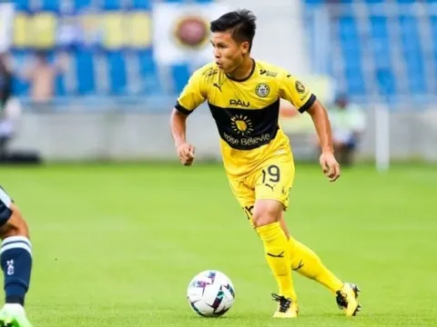 Quang Hải thi đấu 30 phút trong ngày Pau FC thất thủ trên sân nhà