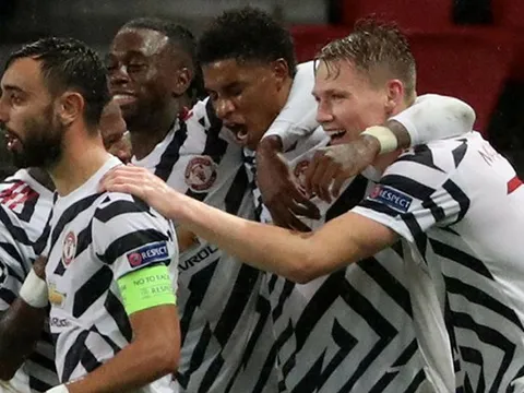 Quật ngã PSG, Marcus Rashford chỉ ra 2 cái tên xuất sắc của Man Utd