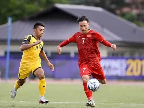 Quật ngã U22 Brunei: Cơn đau đầu dễ chịu của “phù thủy” Park Hang-seo