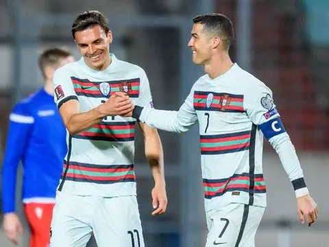 Quên đi Neves, Rice, đồng đội cũ của Fernandes là tiền vệ Man Utd nên theo đuổi