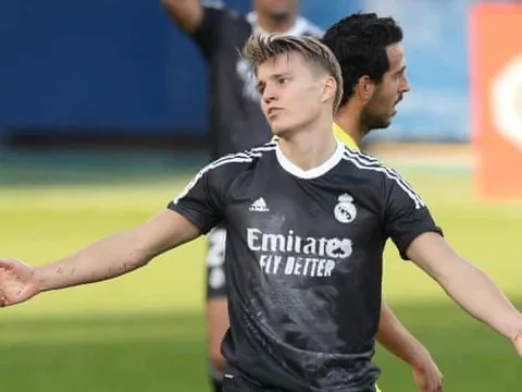 Quên Odegaard đi, "Vua kiến tạo" miễn phí đang chờ Arsenal