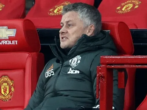 Quyết tâm bán "kẻ vật vờ", Man Utd thu về 3 mối lợi lớn