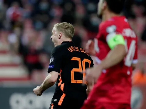 Chấm điểm Van de Beek trong ngày Hà Lan thắng hủy diệt