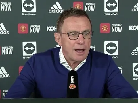 Ralf Rangnick thừa nhận Man Utd cần một tiền đạo trẻ hơn
