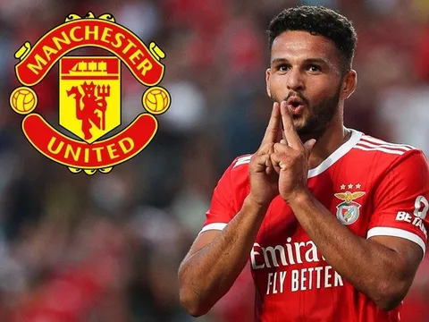 M.U xác định chữ ký tháng Giêng thay Ronaldo