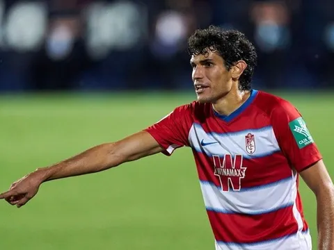 Ramos và Varane đi, Real lựa chọn gương mặt không ngờ