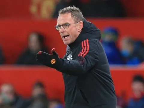 Dimitar Berbatov nói thẳng Rangnick đang là vấn đề của Man Utd