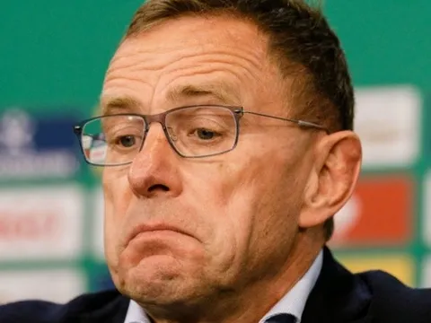 Rangnick lên tiếng về rối ren Chelsea và Roman Abramovich