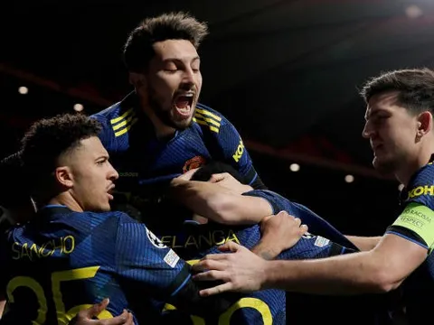 Rangnick thay người như thần, Man Utd thoát hiểm trong gang tấc