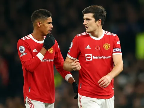 "Cậu ta khiến Varane trông như một cầu thủ trung bình"