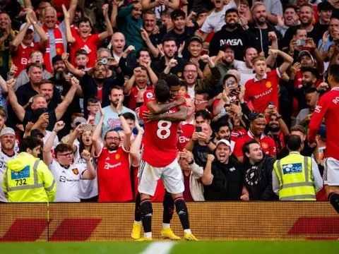 Rashford 'mở liveshow', M.U nhấn chìm Arsenal