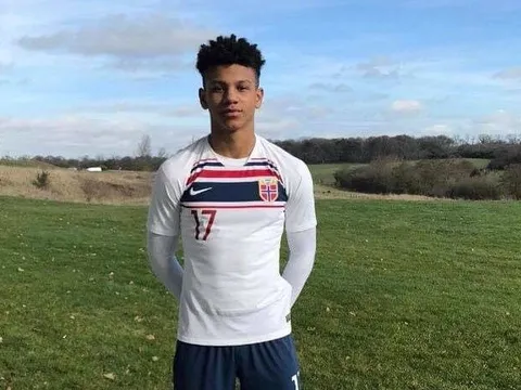 Rất nhanh! Chelsea hoàn tất tân binh đầu tiên sau án cấm