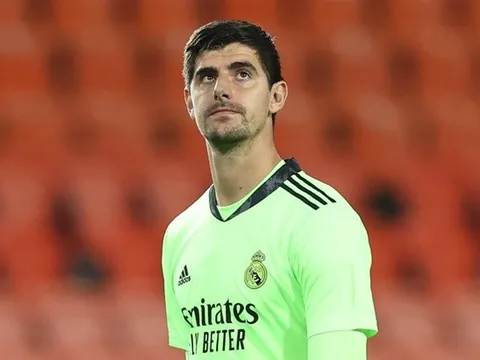 Real bị loại, Courtois dùng 1 từ mô tả Chelsea