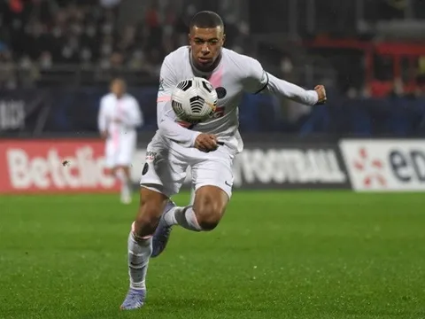 Real đạt thỏa thuận bom tấn với Mbappe