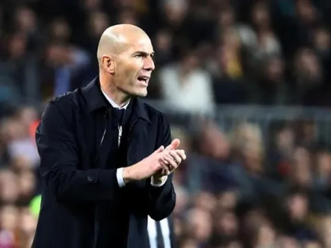 Real đón "siêu viện binh", Zidane khẳng định ngay 1 điều