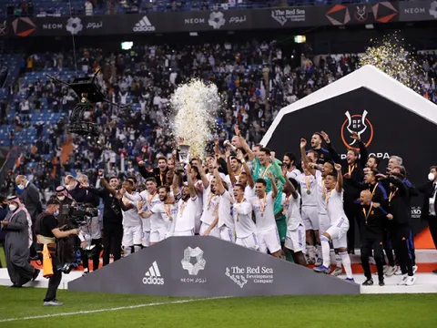 Real giành danh hiệu đầu tiên của mùa giải