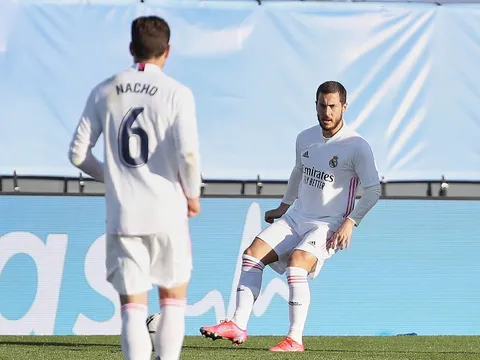 Real Madrid chào đón sự trở lại của “hung thần Liverpool” trước vòng tứ kết