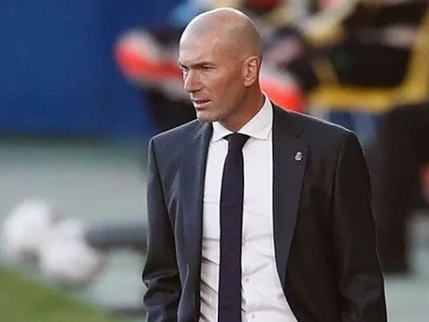 Real mở cửa, "phù thuỷ" thất sủng vẫn khó rời Bernabeu