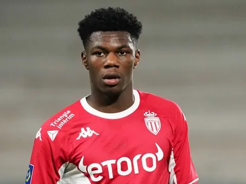 Real nâng giá 'kịch kim', quyết về đích trước PSG, Liverpool
