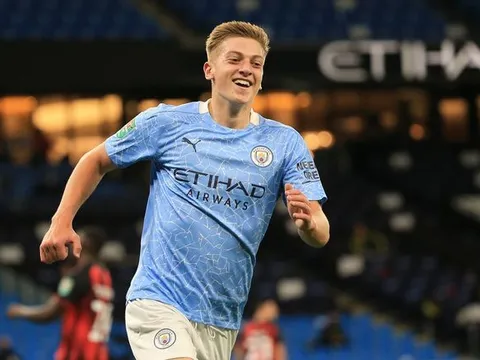 Real nhăm nhe thần đồng của Man City