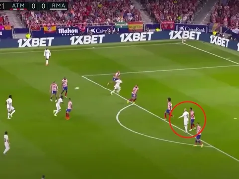 Real quá già rơ ở derby Madrid