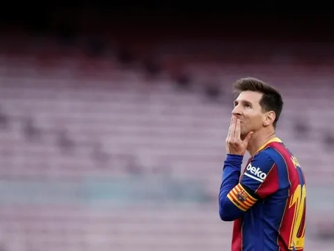 'Messi đã bắt đầu lắng nghe lời đề nghị từ các CLB'