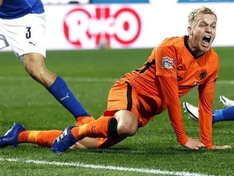 Bỏ lỡ EURO, Van de Beek chính thức lên tiếng