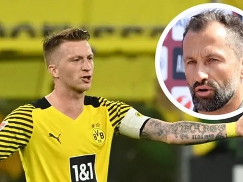 Reus bị người Bayern công kích