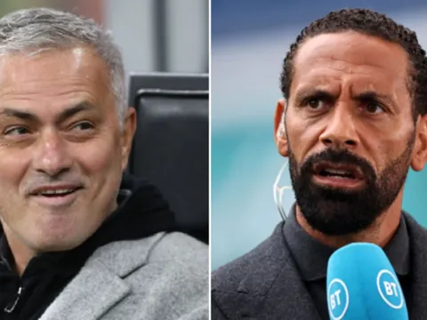 Ferdinand xin lỗi Mourinho