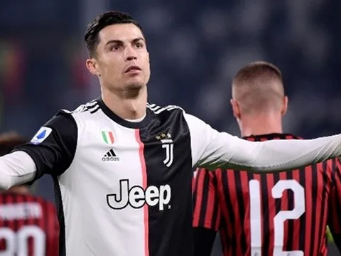 Messi và Ronaldo thất thế thấy rõ trong cuộc đua Chiếc giày vàng