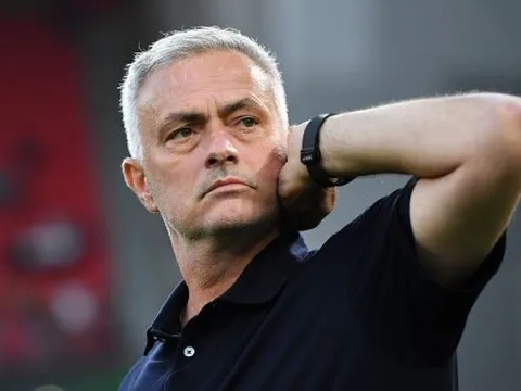 Rõ tương lai Mourinho, PSG lập tức ra quyết định