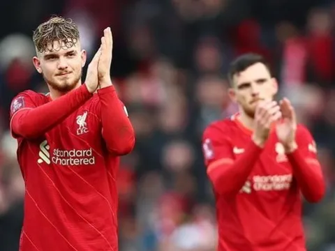 Robertson lên tiếng về màn tái xuất của Elliott
