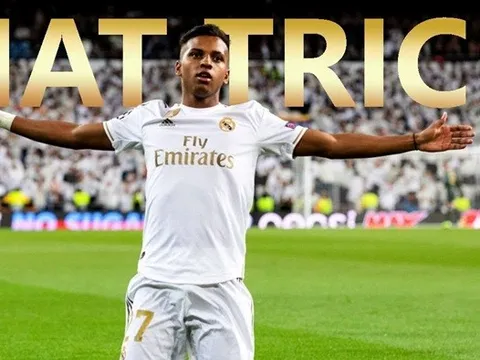 Rodrygo nhận bóng hat-trick
