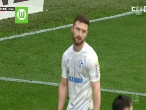 Rời Arsenal, Mustafi lại "tấu hài" khiến Schalke ôm hận