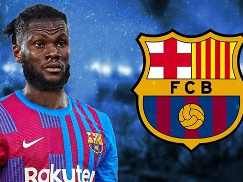 Rời Milan, Kessie có đúng khi chọn Barca?