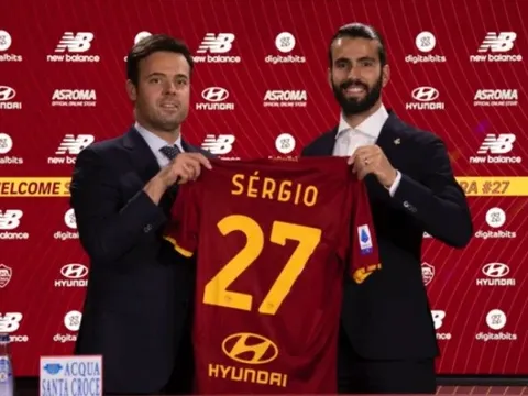 Roma chính thức cho ra mắt bản hợp đồng mùa đông thứ 2