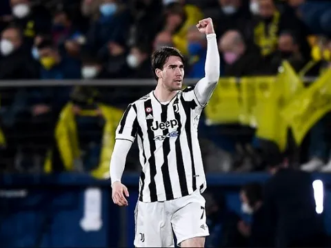 Romano chốt khả năng Vlahovic đến Arsenal