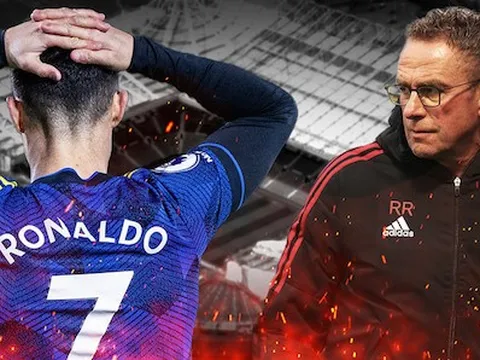 Ronaldo bật Rangnick: Hãy vì MU, đừng ích kỷ