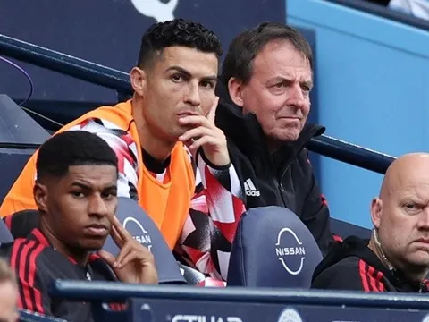 Ronaldo đang không hiểu điều lạ lẫm tại Man Utd