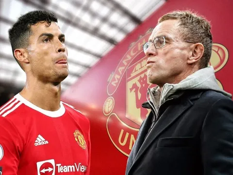 Ronaldo gặp Rangnick, hiến kế sơ đồ tối ưu ở Man Utd