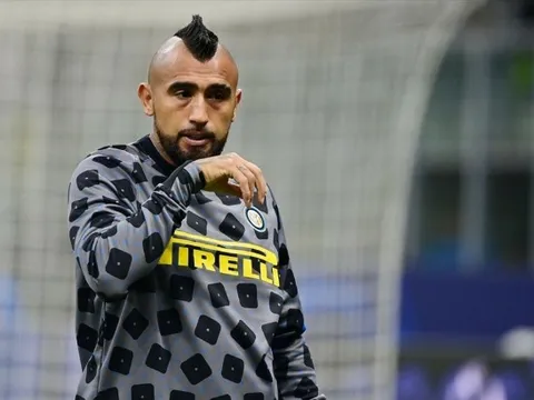 Ronaldo hay Messi? Arturo Vidal đã có câu trả lời