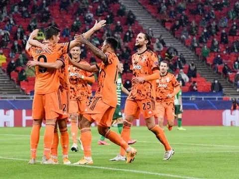 Ronaldo kém duyên, Juventus vẫn thắng hủy diệt Ferencvaros