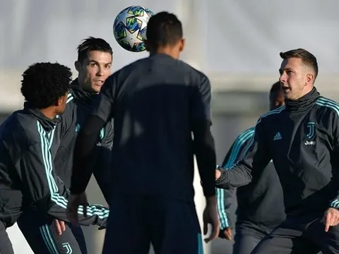 Ronaldo không nở nụ cười trước trận gặp Atletico Madrid