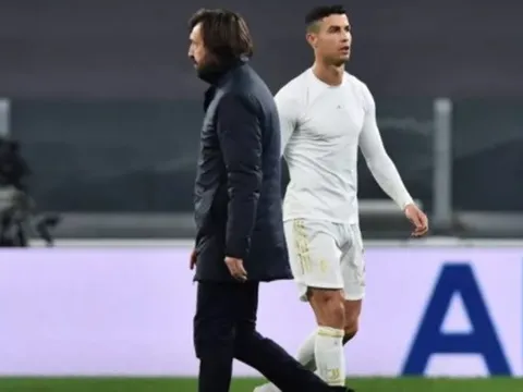 Ronaldo nguy cơ đá Europa League, Pirlo nói gì?