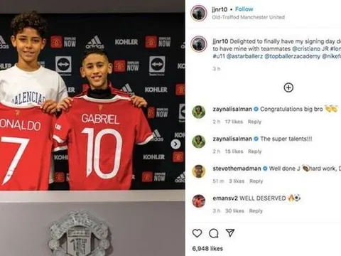 Man Utd chính thức ký HĐ với Ronaldo đệ nhị