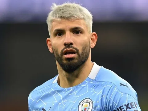 Rooney nói thẳng 1 câu về Aguero, chỉ ra cái tên hay hơn