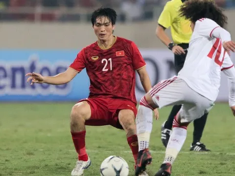 Bầu Đức nói lời ruột gan về Tuấn Anh sau trận đấu với UAE